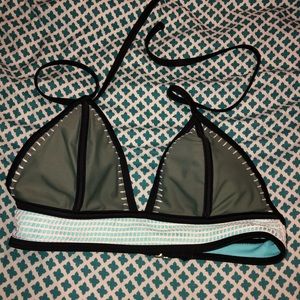 Bikini top size small